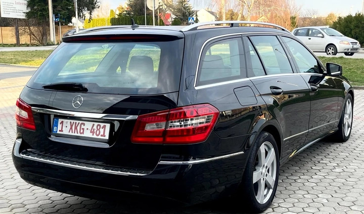 Mercedes-Benz Klasa E cena 33900 przebieg: 291365, rok produkcji 2010 z Rzeszów małe 466